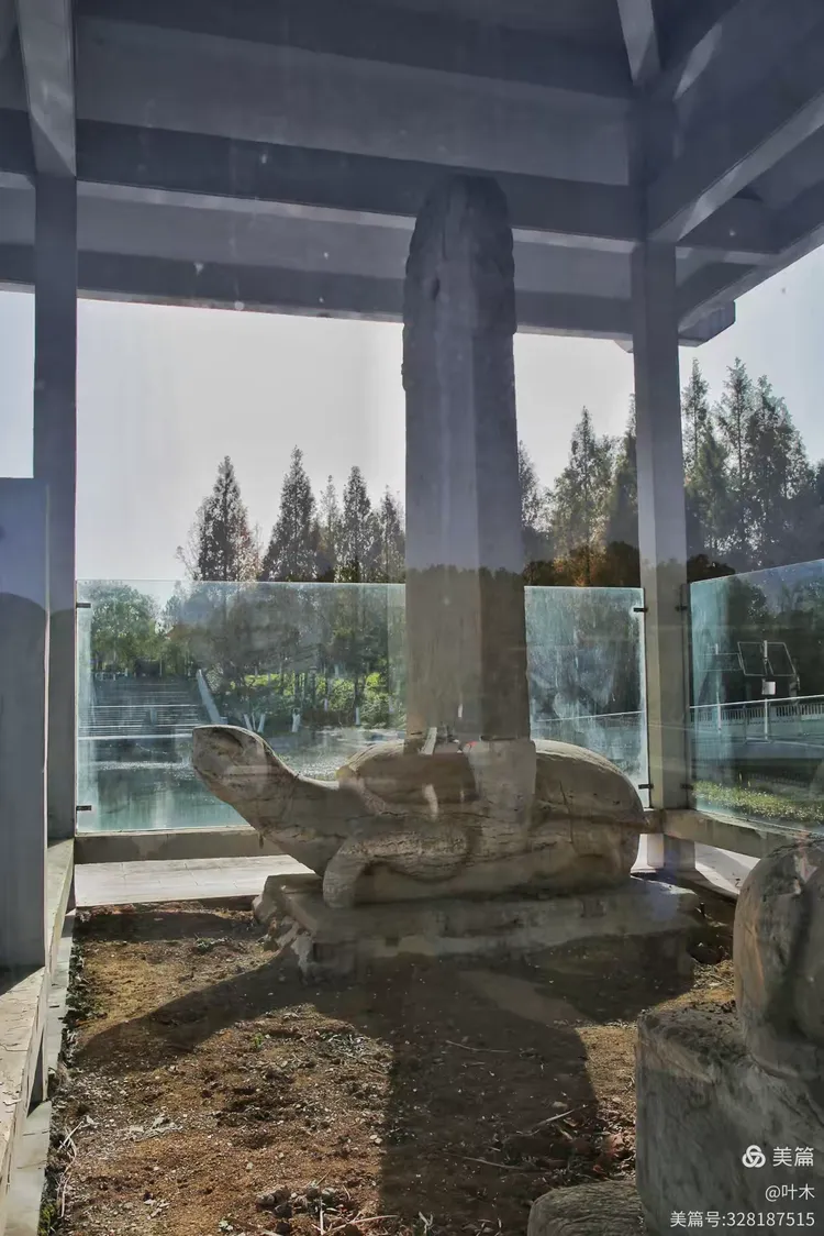 萧宏石刻公园溜个弯